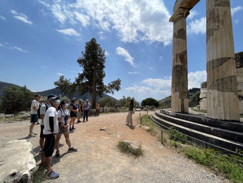 Athens: Delphi, Delphi Museum & Arachova Day Trip With Guide - Inclusions and Amenities