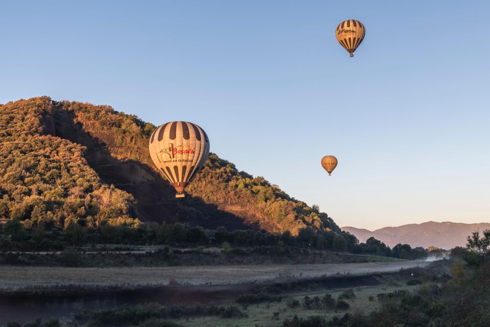 Balloon Flight in La Garrotxa With Transfer From Barcelona - Post-Landing Transfer and Brunch