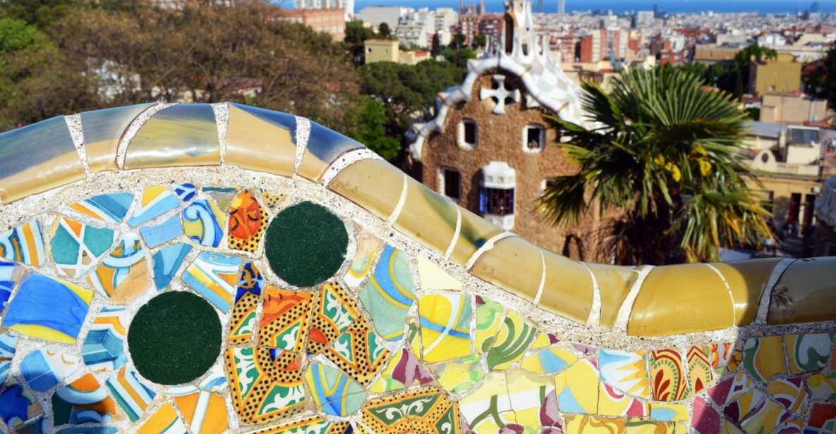 Barcelona & Park Güell: Private Half-Day Tour With Pickup - Exploring the Gothic Quarter