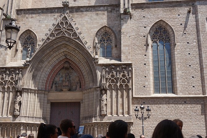 Barcelona, Walking Book Tour: the Cathedral of the Sea - Exploring Gothic Quarter