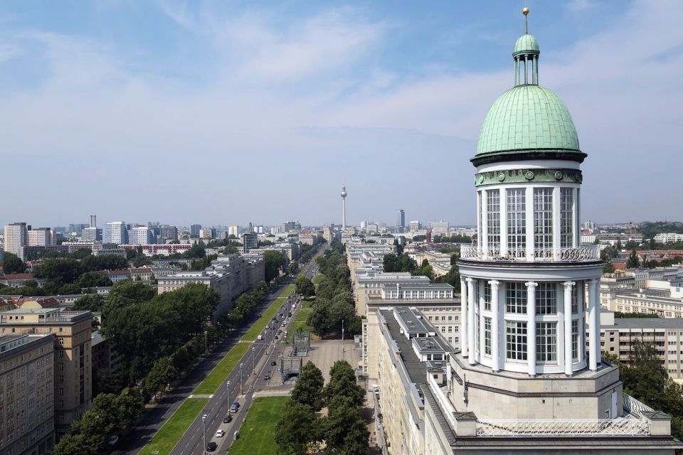 Berlin: Karl-Marx-Allee 2-Hour Tour - Discovering the Unique Buildings