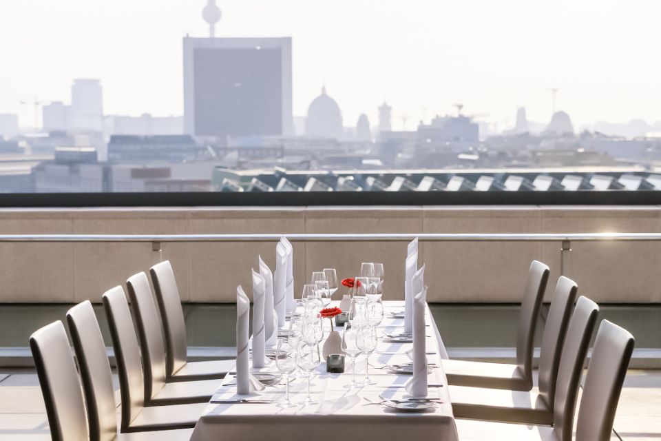 Berlin: Rooftop Lunch at the Reichstag's Käfer Restaurant - Audio Guide Rental