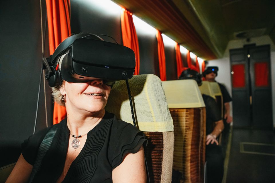 Berlin: Time Travel Ticket to Divided Berlin VR Tour - Virtual Reality Experience