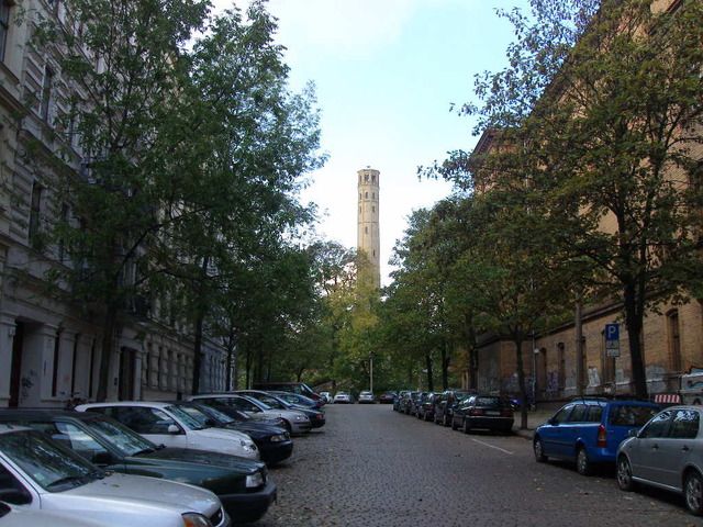 Berlin: Walking Tour of Prenzlauer Berg - Services and Inclusions of the Tour