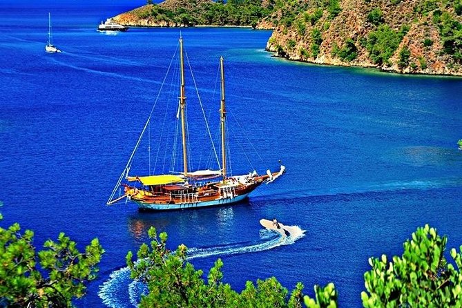 Boat Trip From Kusadasi Port / Hotels - Included Features and Amenities