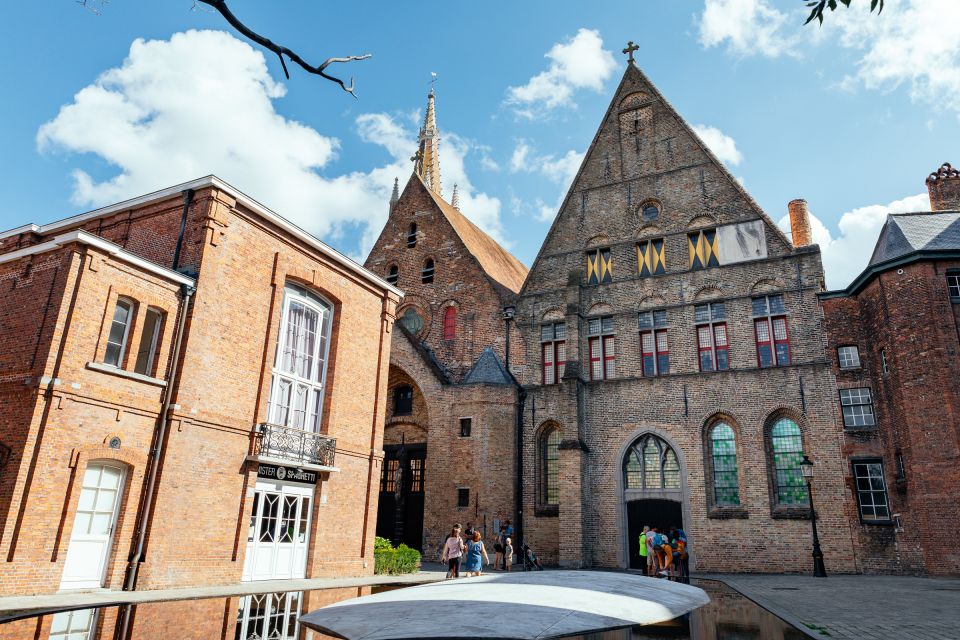 Bruges: 1.5-Hour Private Kick-Start Tour With a Local - Discover Main Attractions