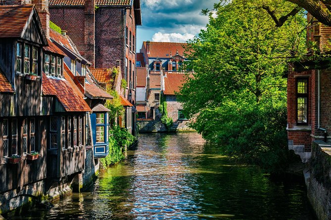 Bruges Audio Guided or Guided Day Trip With Canal Cruise Option From Paris - Minimum Physical Fitness Level Required