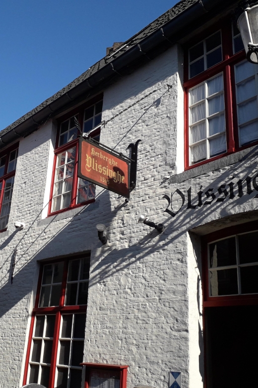 Bruges Beer and Chocolate Walking Tour - Exploring Bruges History