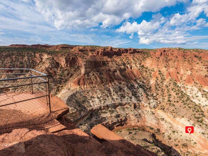 Capitol Reef: Driving Tour - Driving the Grand Wash Road