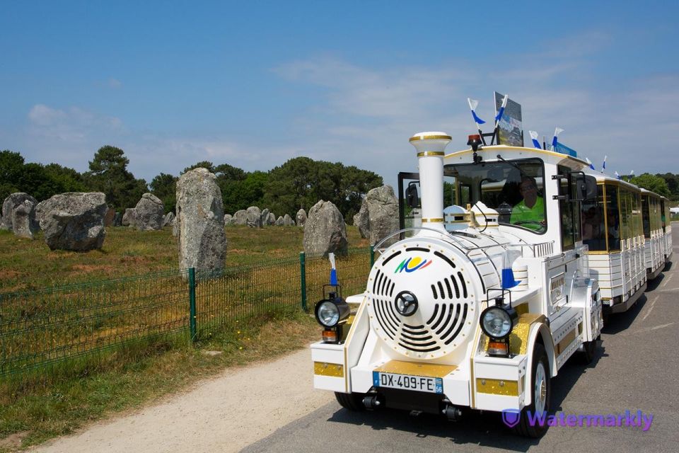 Carnac Tour: Megalithic Marvels and La Trinite Sur Mer - Discovering La Trinite Sur Mer