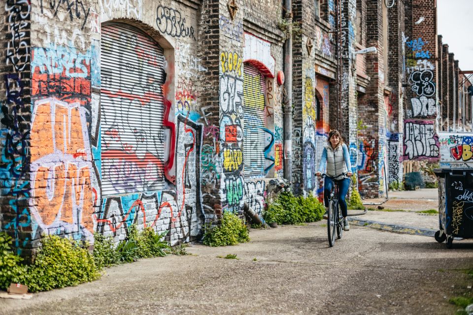 Cologne: Ehrenfeld Street Art Bike Tour - Exploring Colognes Street Art