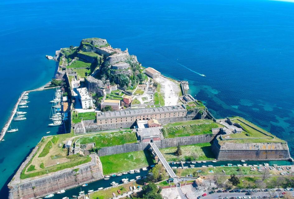 Corfu: Private City Tour With Old Fortress & Food Tasting - Exploring the Old Fortress