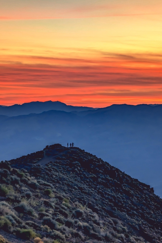 Death Valley Private Tour & Hike - Trekking Through the Desert