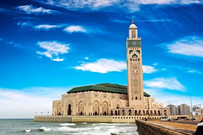 Discover Casablanca: Private Tour With Hassan 2nd Mosque Access - Exploring Casablancas Landmarks