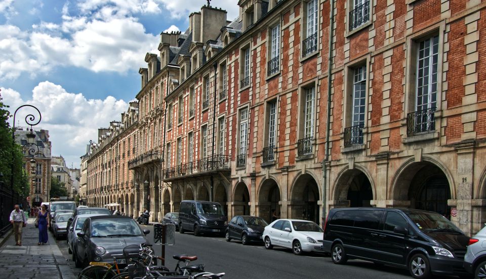 Discover Paris in Style: Private Guided Walking Tour - Booking and Cancellation Flexibility