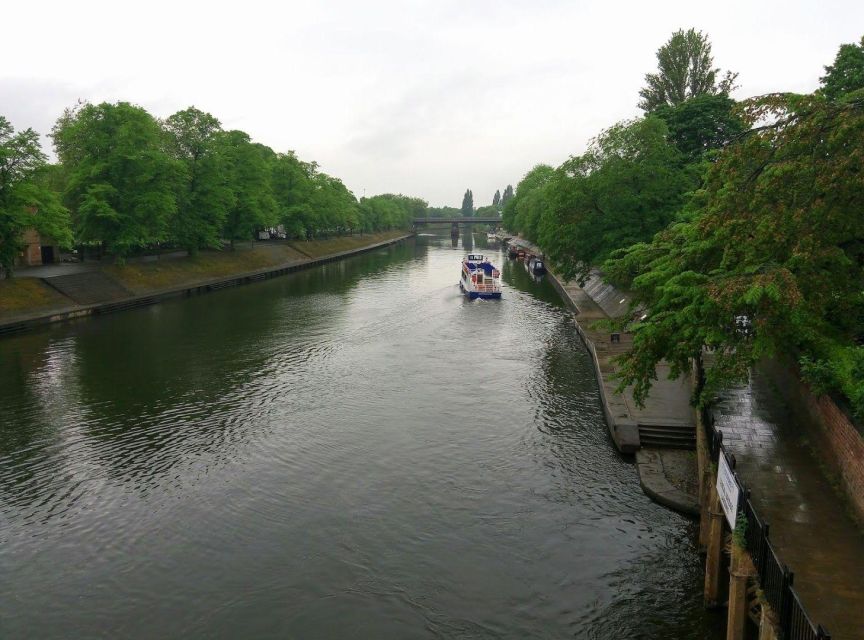 Discover Yorks Legacy: In-App Audio Tour of the City Walls - Flexible and Self-Guided Experience