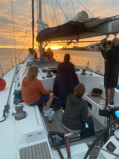 Douro Sunset Sailboat Experience in Porto - Vessel and Amenities