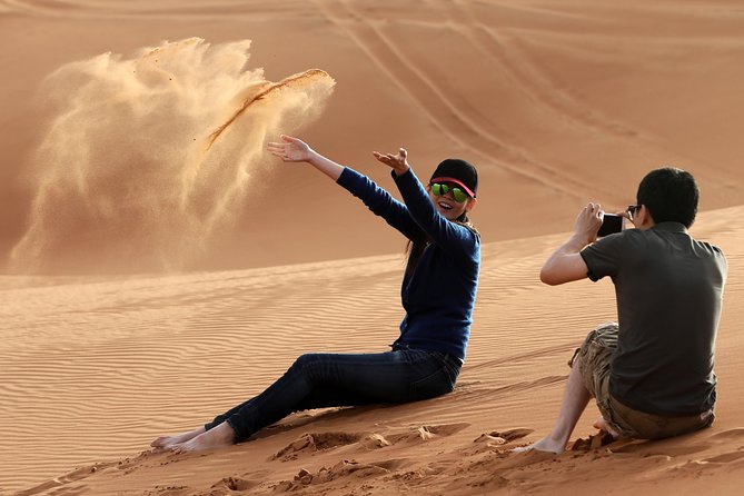 Dubai: Adventure Evening Desert Safari, Camel Ride, Shows & BBQ Dinner - Recommended Attire