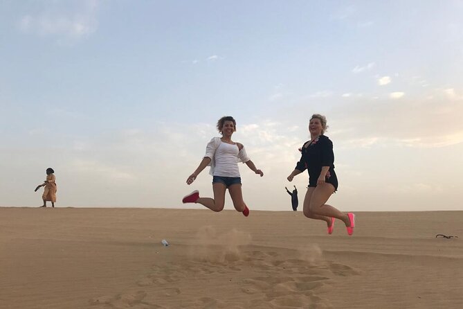 Dubai Desert Safari Experience - Capturing Memorable Moments