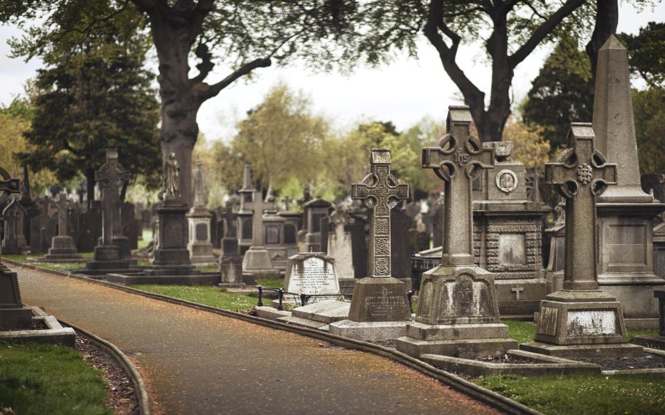 Dublin Glasnevin National Cemetery Audio Tour With Transfers - Pickup and Drop-off