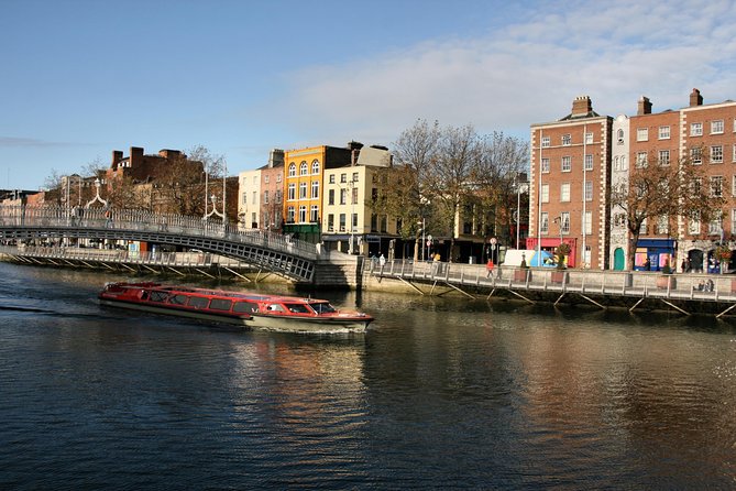 Dublin Hop-on Hop-off Bus Tour - Live Tour in English - Highlights and Attractions