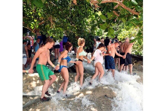 Dunn's River Fall - Pricing and Group Size