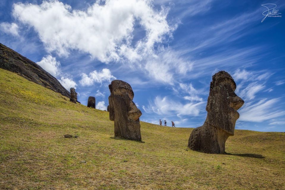 Easter Island: Private Full Day History Of The Moai - Exploring the Rano Raraku Moai Factory