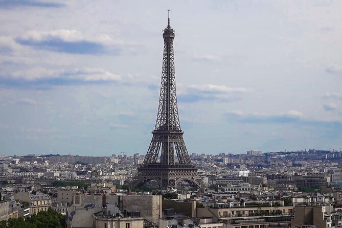 Eiffel Tower Access to 2nd Floor and Summit Option With Guide - Accessibility