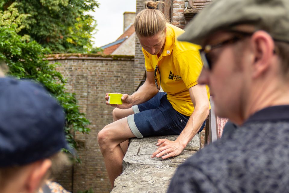 💛 Tell Me About Bruges 🏰 1000 Years of Stories by Locals ⭐ - Exceptional Customer Experiences