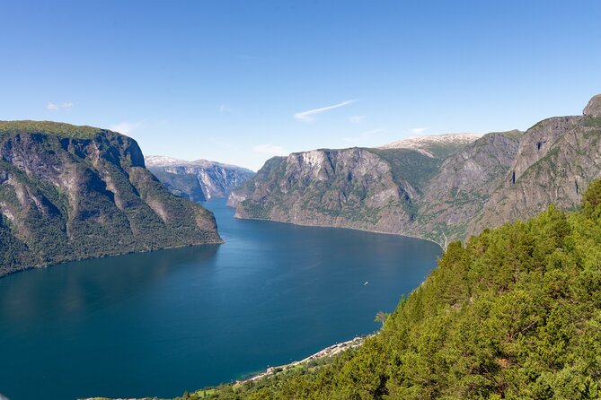 Flam: The Spectacular Stegastein Viewpoint Tour (Small Group) - Pickup and Meeting Location