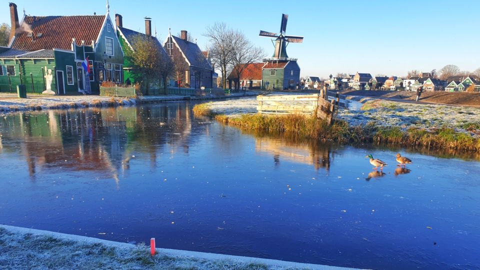 From Amsterdam: Small Group Zaanse Schans and Volendam Tour - Windmill Village Exploration