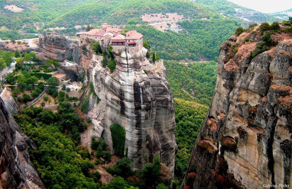 From Athens: Meteora Train Trip With Overnight Stay - Train Journey