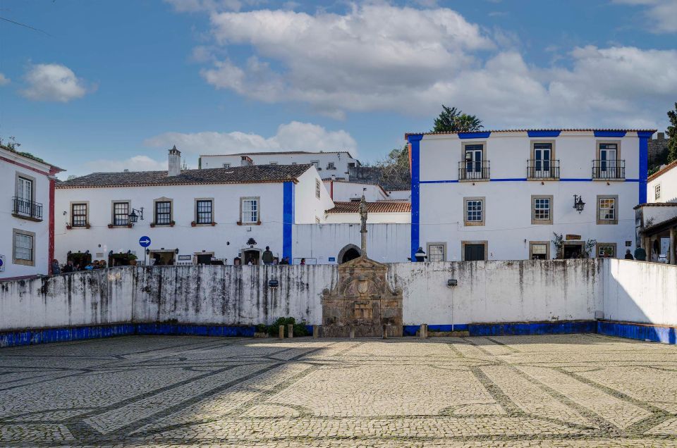 From Fátima to Batalha, Nazaré and Óbidos Private Tour - Wandering Through Historic Óbidos