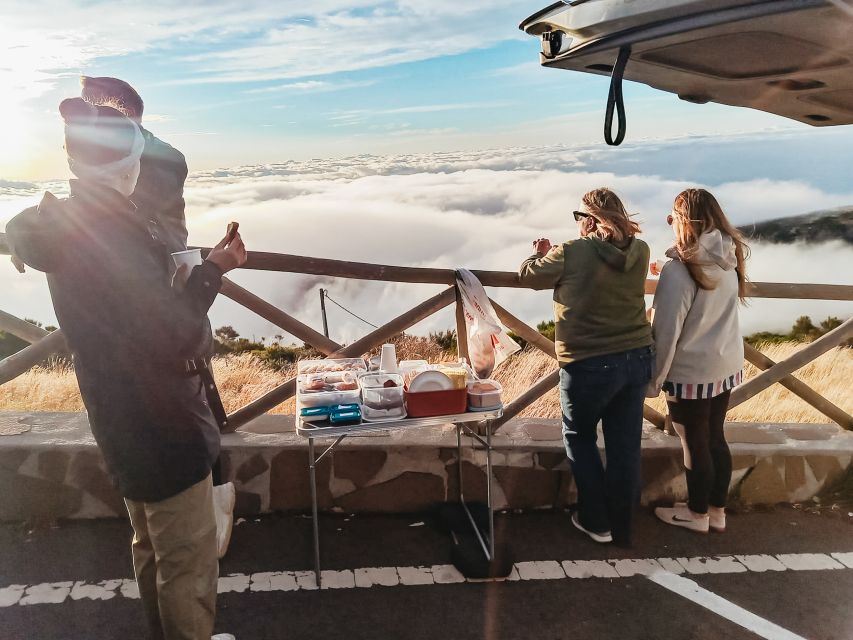 From Funchal: Sunrise at Pico Do Arieiro With Breakfast - Levada Walk