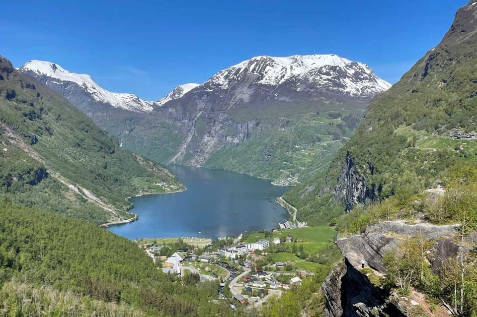 From Hellesylt: The Best of Geiranger Shore Excursion - Driving up Eagle Road