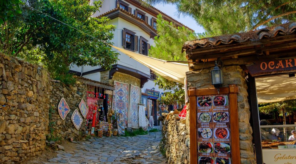 From Kusadasi: Ephesus & House of Virgin Mary Guided Tour - Visiting the House of Virgin Mary