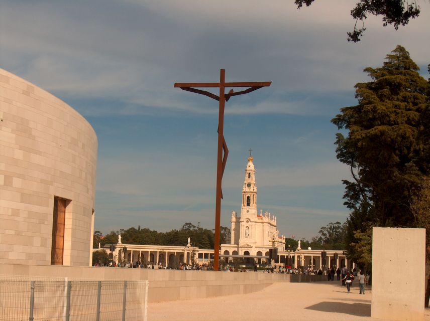 From Lisbon: Private 7-Hour Tour of Fatima - Homes of the Seers