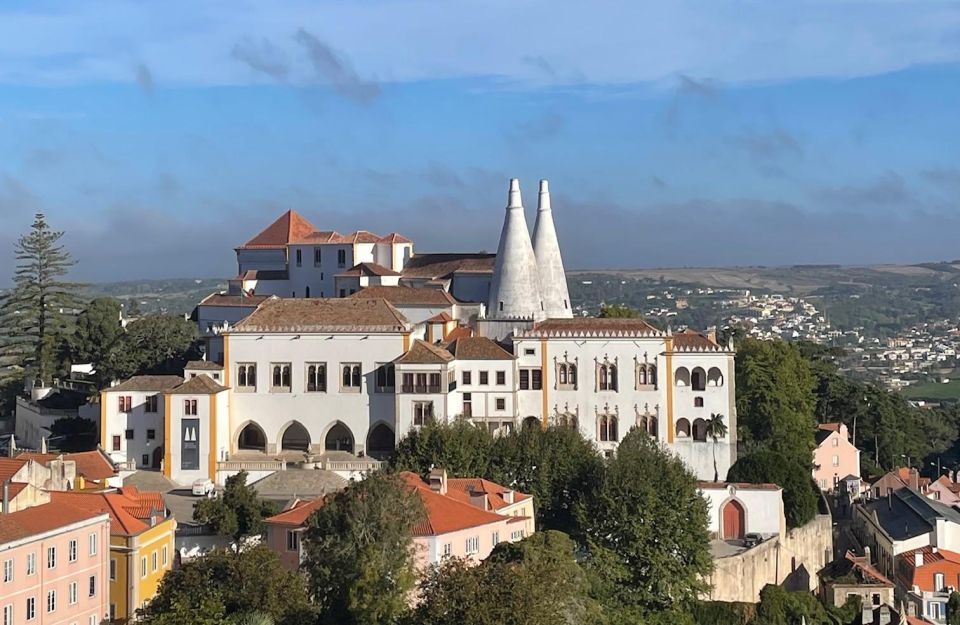 From Lisbon: Tour to Sintra, Cabo Da Roca and Cascais - Discovering Cascais