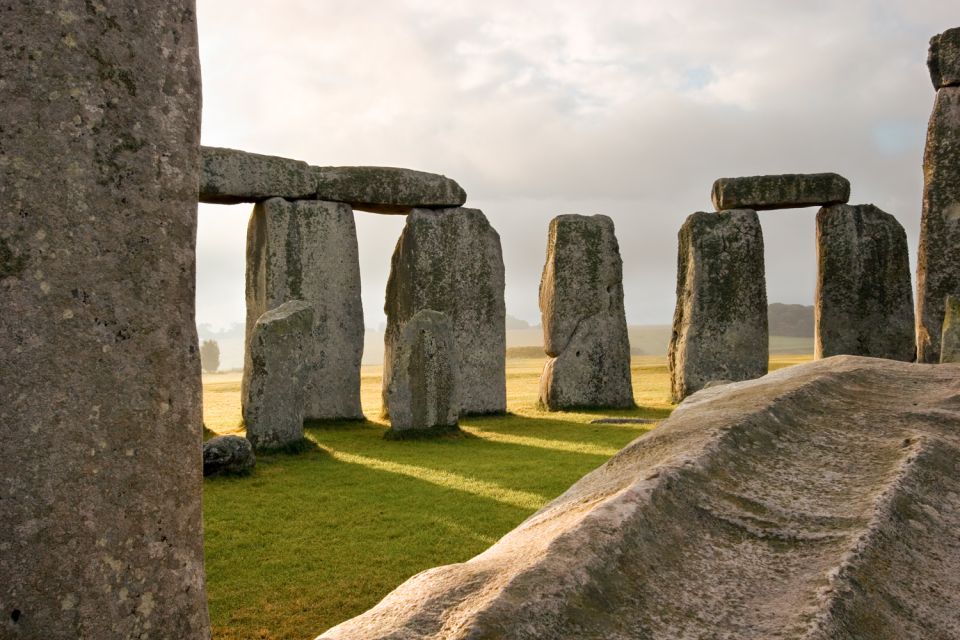 From London: Stonehenge and Bath Private Full-Day Trip - Private Transportation and Hotel Pickup