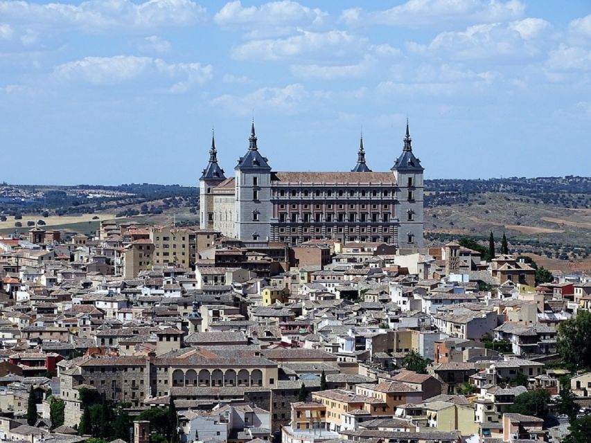 From Madrid: Day-Trip to Segovia, Avila & Toledo - Participant Suitability