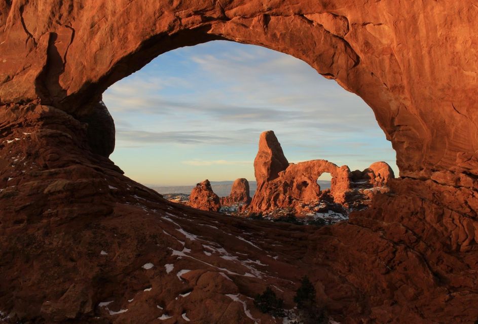 From Moab: Half-Day Arches National Park 4x4 Driving Tour - Duration and Group Size