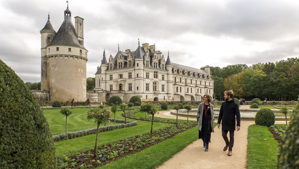 From Paris: Full-Day Loire Valley Chateaux Tour - Chateaux Chambord