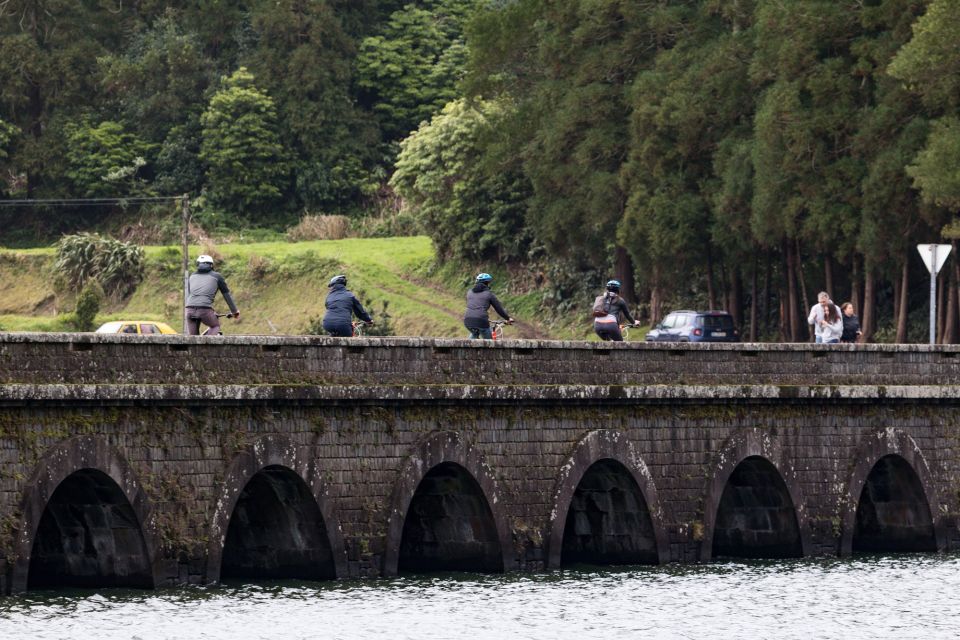 From Ponta Delgada: Sete Cidades Jeep, Bike, & Kayak Tour - Jeep Tour