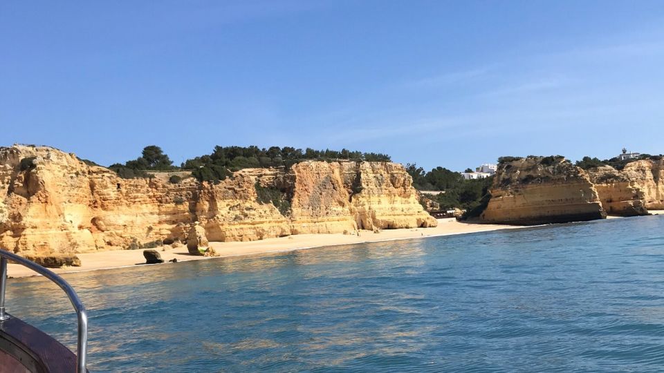 From Portimão: Boat Trip to the Benagil Caves - Meeting Location