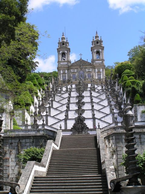 From Porto: Braga & Guimarães Tour - Full Travel Insurance