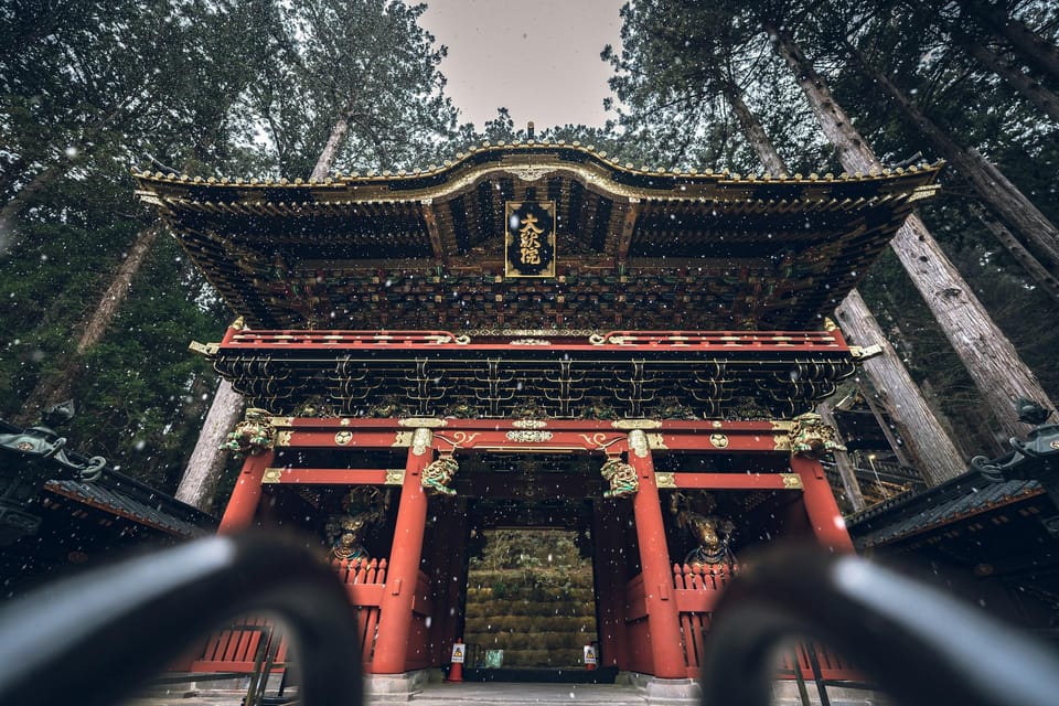 From Tokyo: Nikko Full-Day Sightseeing Trip Review - Visiting Shinkyo Bridge