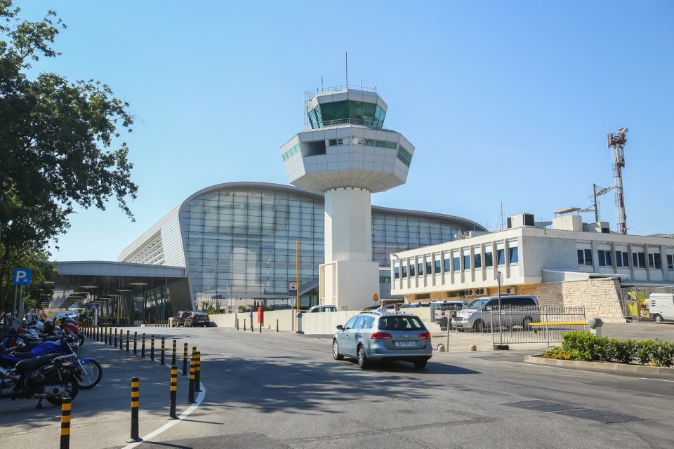 From Zadar: Private Transfer to Dubrovnik Airport - Arrival at Dubrovnik Airport