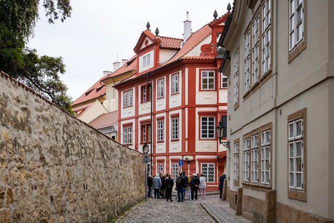 Full-Day Prague Tour With Prague Castle, Lunch and Vltava Cruise - Minimum Travelers Required