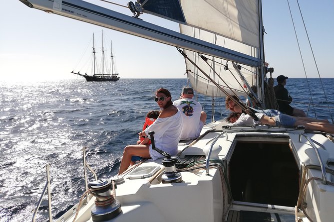 Full Day Sailing Yacht - Beautiful Day on the Atlantic Ocean - What to Expect