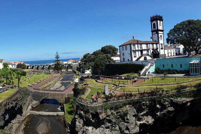 Full-Day Sete Cidades Crater Lake and Fire Crater Lake Private Tour - Lunch and Environmental Centre